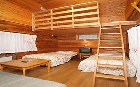 Log-cabin小屋旅馆